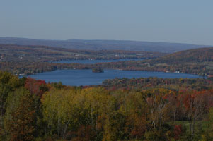 picture of lake views from Finger Lakes Trail